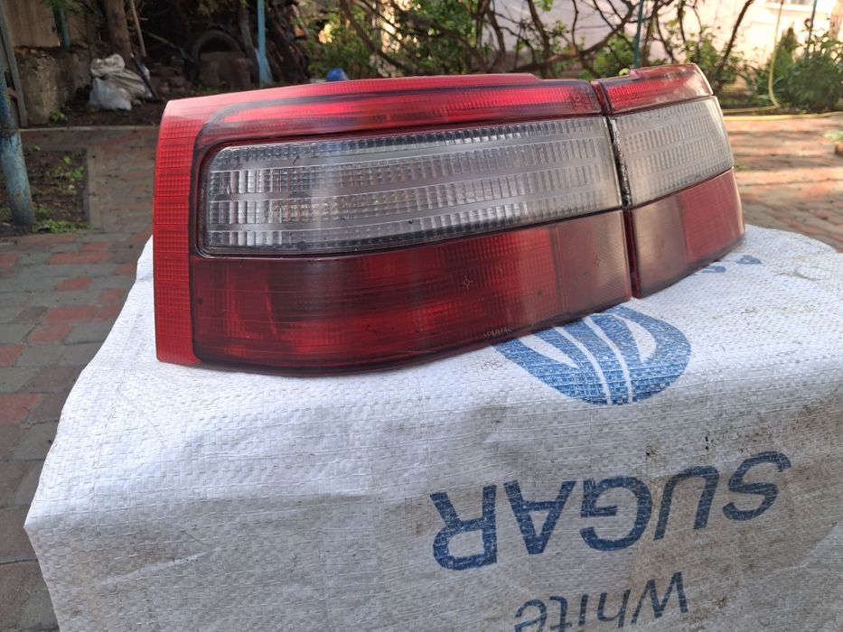 Задні фонарі 2110