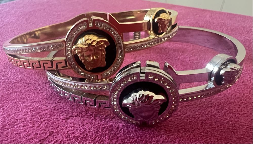 Pulseiras em aço inoxidável