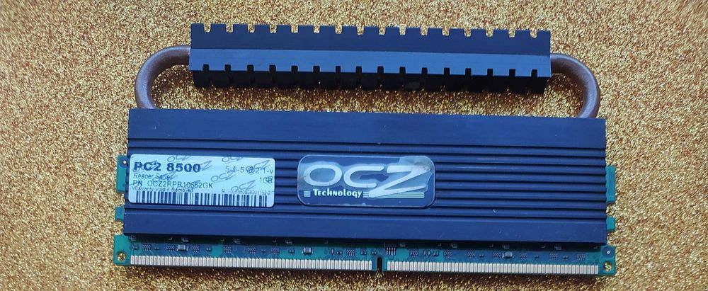 Оперативка OCZ PC2 850 DDR2, 1GB, з радіатором