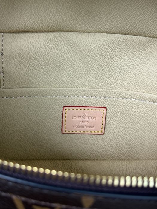 Трендова жіноча косметичка луї вітон louis vuitton луи витон
