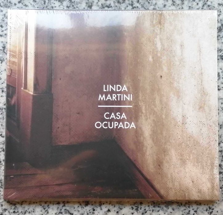 cds de Heróis do Mar e Linda Martini