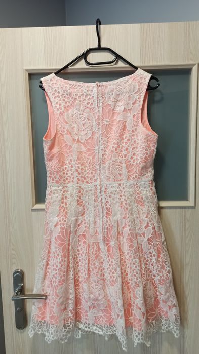 Koronkowa sukienka Orsay