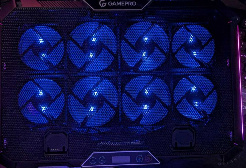 Охолоджувальна підставка для ноутбука Gamepro CP795
