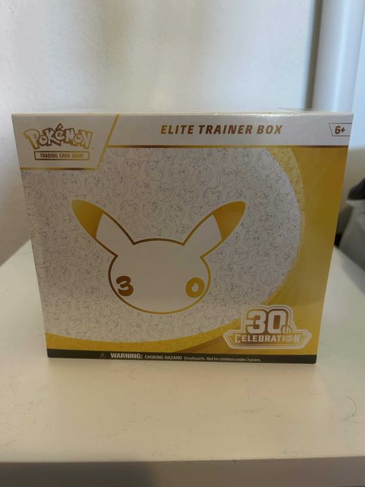 Pokemon 30th Anniversary ETB (ELITE TRAINER BOX)