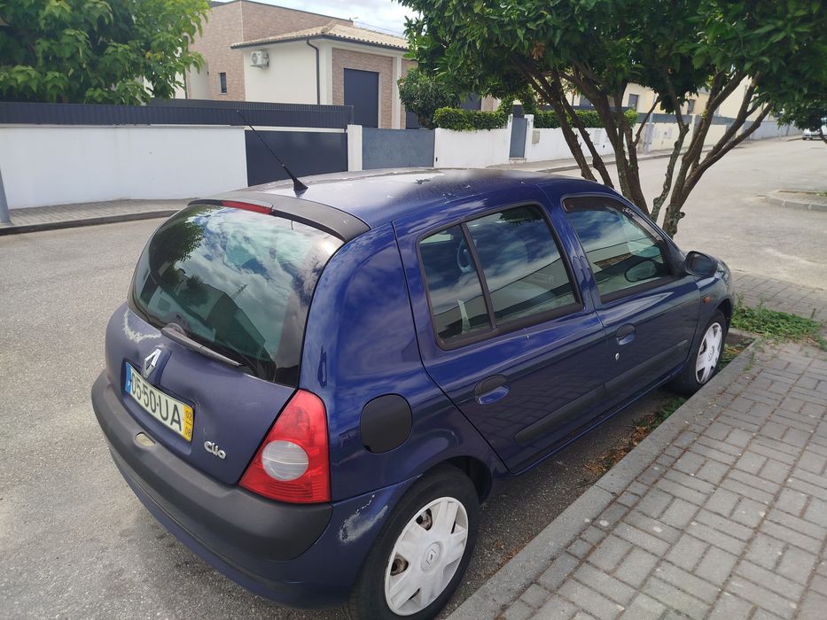 Renault   Clio.  1500 dci