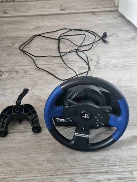 Thrustmaster t150 + 2 pedały