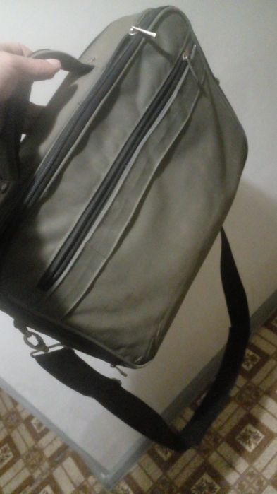 Сумка для Ноутбука и не только прочная .