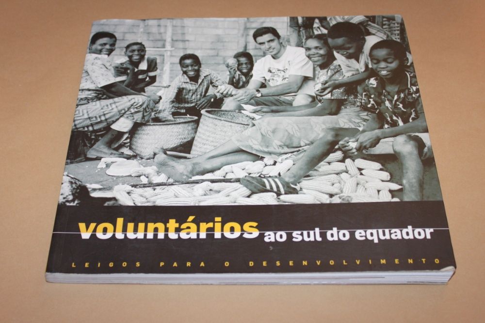 Voluntários ao Sul do Equador// Vários