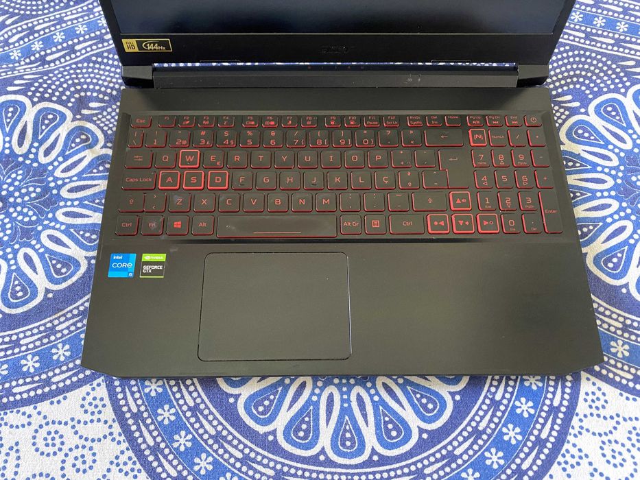 Acer Nitro 5 AN515-56 (Para Peças / Componentes) – Com Defeito