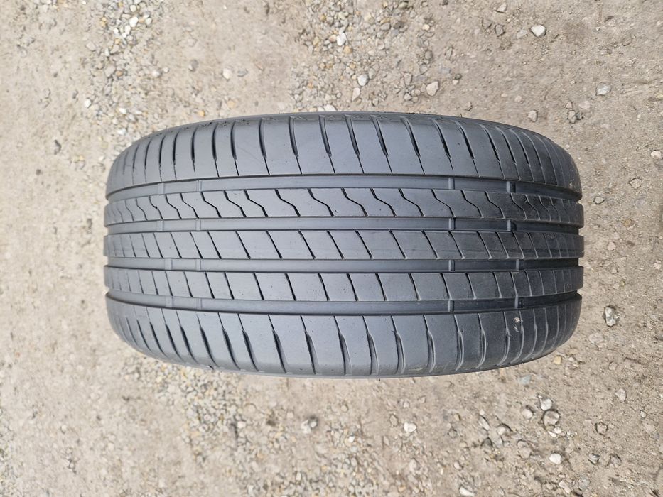 Opona letnia Firestone RoadHawk 255/45r18 (103Y)