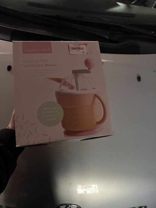 Robot maszynka do robienia lodow