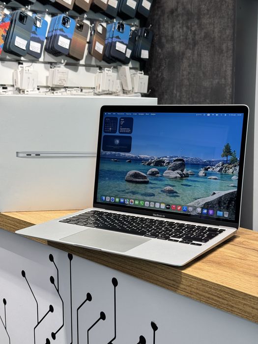 Гарантія • MacBook AIR 13 • M1 • 8GB DDR4 •256GB • 87%Акб • Оплата частинами