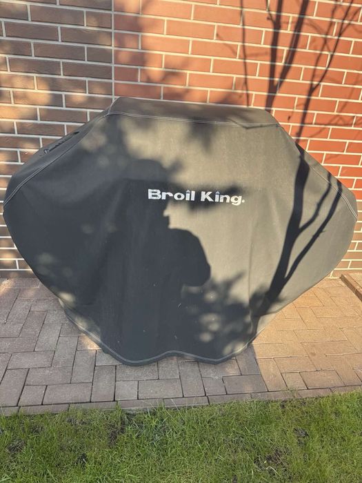 Газовий гриль Broil King Baron 490 з електричним вертелем