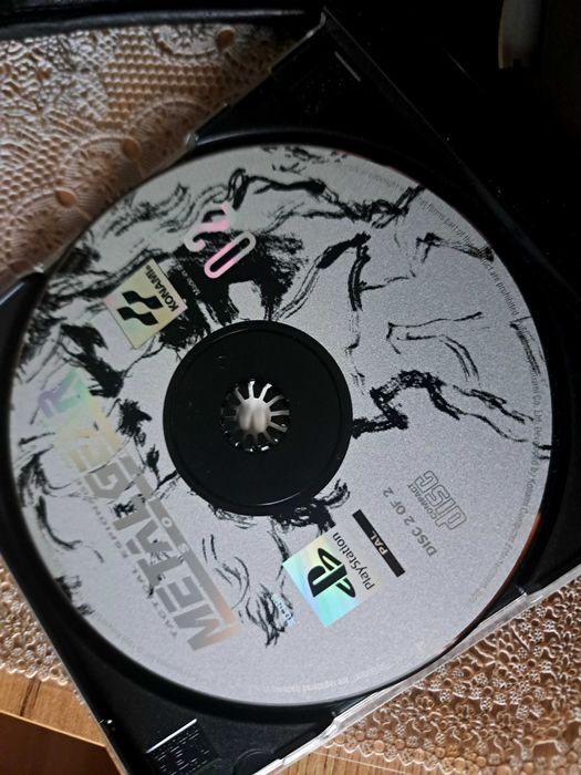 Sprzedam gre Metal gear solid Ps1