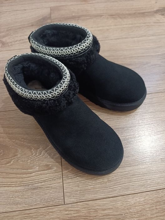 Замшеві чоботи UGG Classic Ultra Mini Maxi Curly . Оригінал.