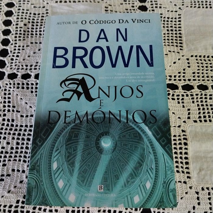 Anjos e demónios. Portes incluídos