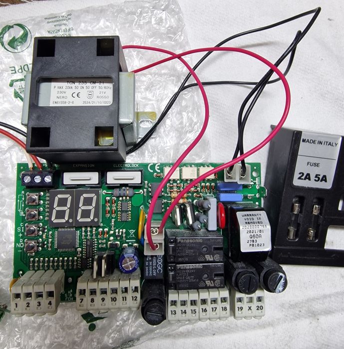 Central Proteco q60A c/ recetor e transformador