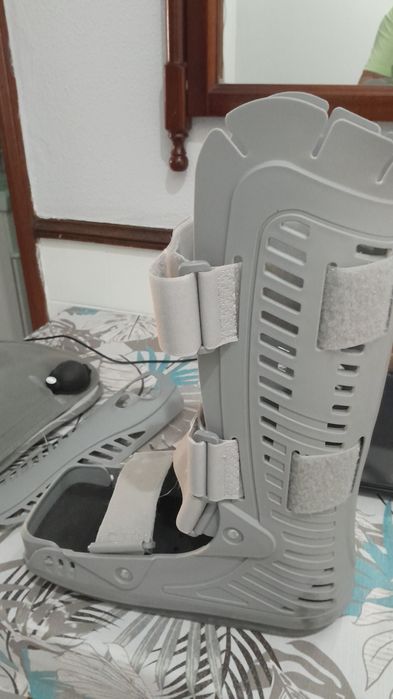 Vendo bota ortopédica