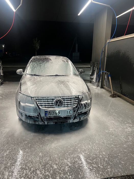 Продам Пасат б6 2,0