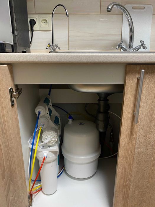 Крани питної води (одинарні, подвійні) до фільтрів, зворотного осмосу