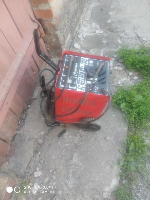Продам пускозарядний апарат