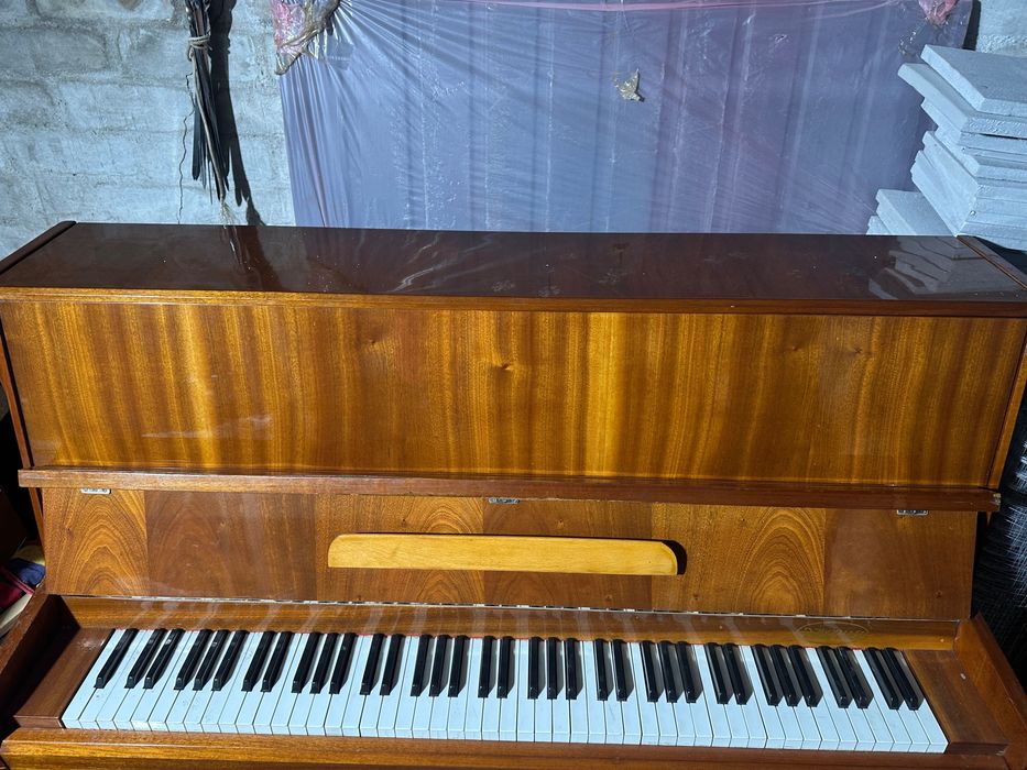 Рояль в хорошому стані