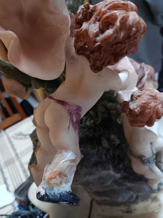 Estatueta antiga - Fonte elétrica inspirada nas esculturas de Giuseppe Armani