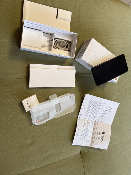 Телефон Xiaomi 12T