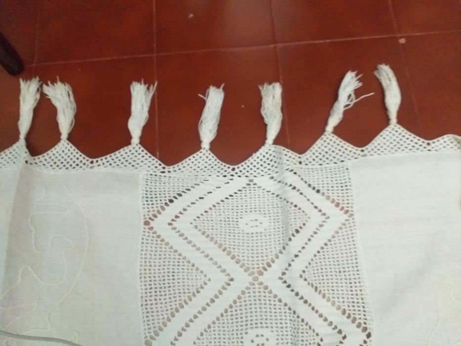 Colcha cama linho, crochet e bordada