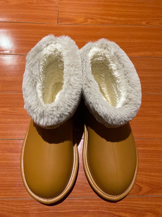 Зимові жіночі уггі UGG