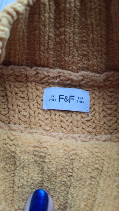 Gruby sweter F&F rozmiar 122/128