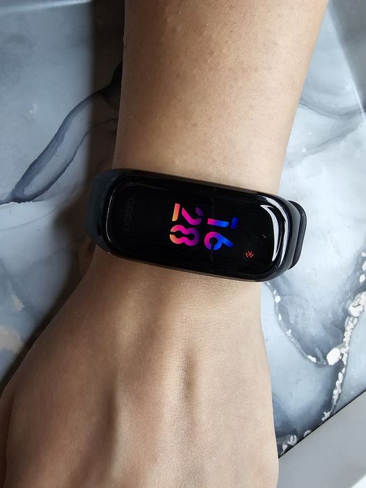 Smartwatch OPPO BAND czarny