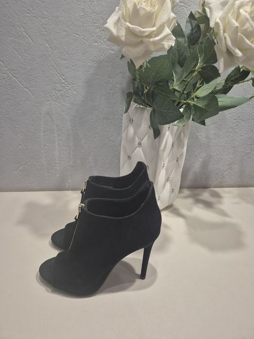 Damskie buciki roz. 36