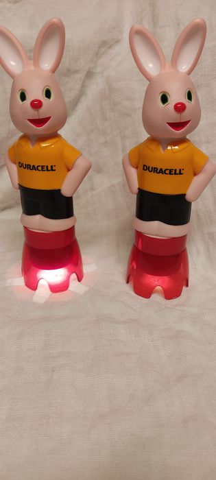 Lanternas Coelho Duracell