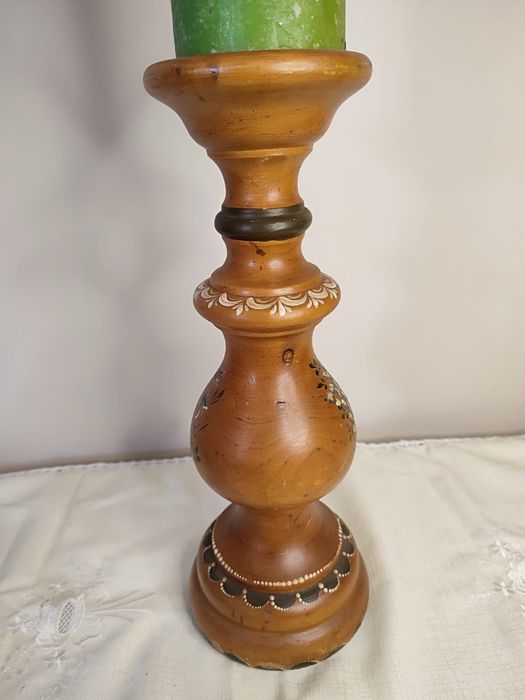 Castiçal de Madeira pintado à mão