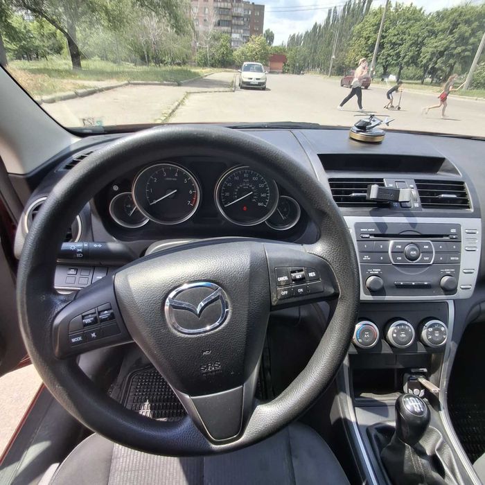 Продам Mazda 6 американец 2,5 2010