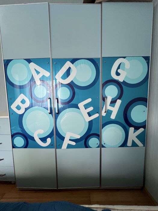 Меблі в дитячу подростковый уголок стол компьютерный