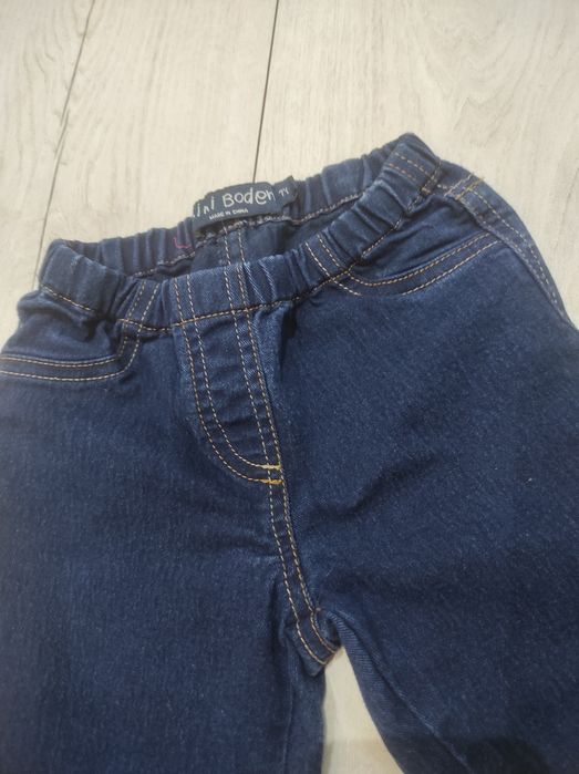 Jeansy dziewczęce na gumce Mini Boden