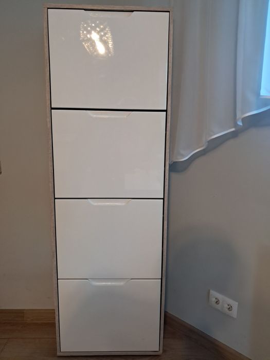 Wysoka szafka na buty 4 klapy | Biały połysk / Dąb | Stan jak nowa!