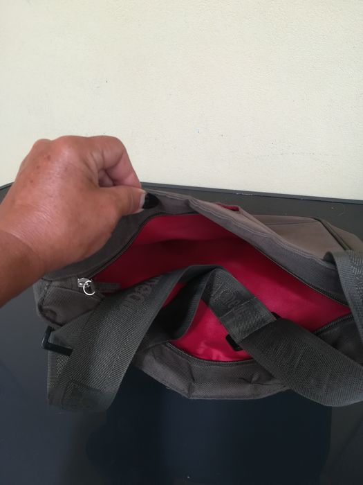 Mala de transporte para computadores portáteis