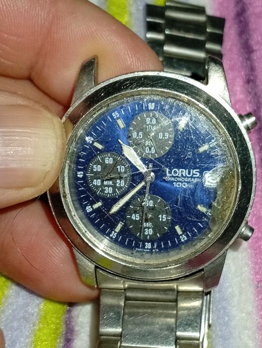 Relógio Lorus para reparação