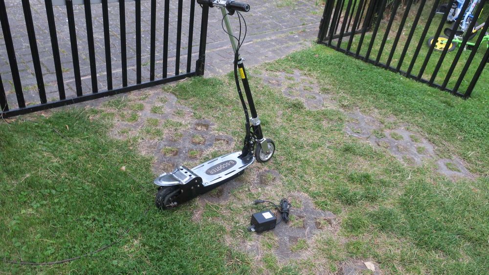 Hulajnoga elektryczna E-Scooter dziecięca