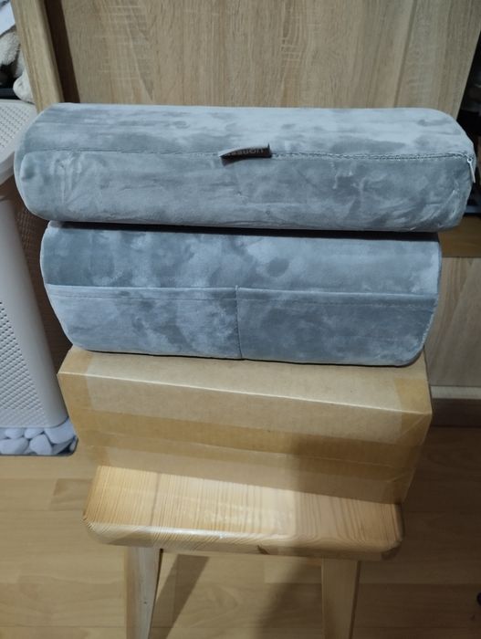 Poduszka na tablet lub książkę