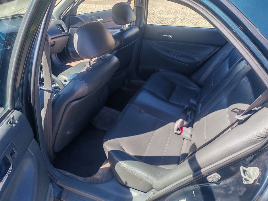 Honda Accord — fotografia 6