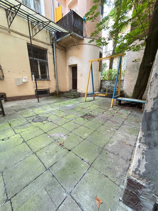 Оренда 1 кім. квартири, вул. Новаківського (біля Університету Франка)