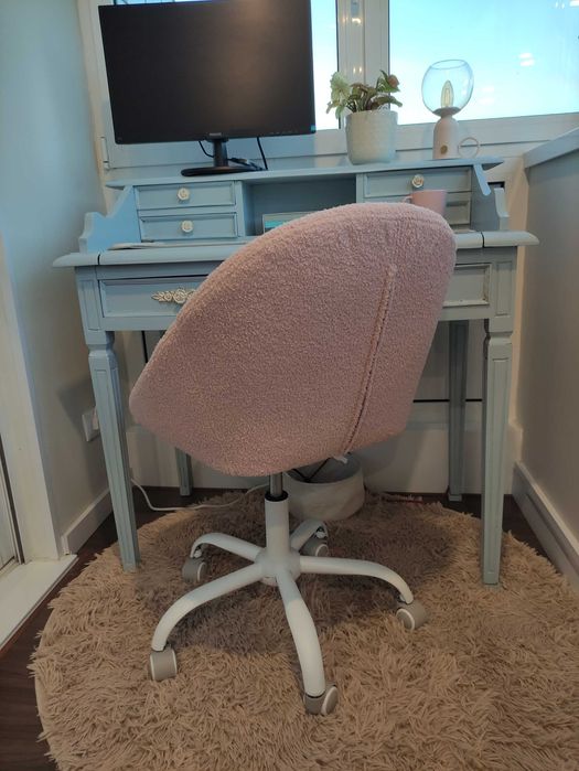 Cadeira escritório rosa pastel nunca usada