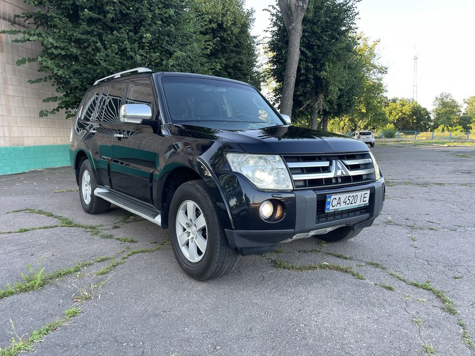 Продам свій Mitsubishi Pajero Wagon 2007 рік 3.0 газ/бенз