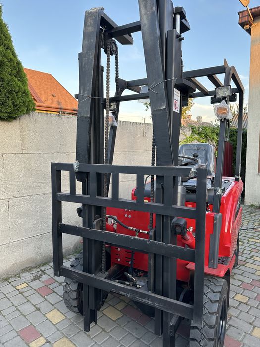 Новий електронавантажувач,погружчик,вилковий навантажувач,