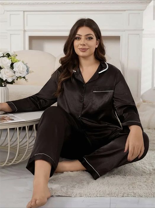Жіноча стильна піжама