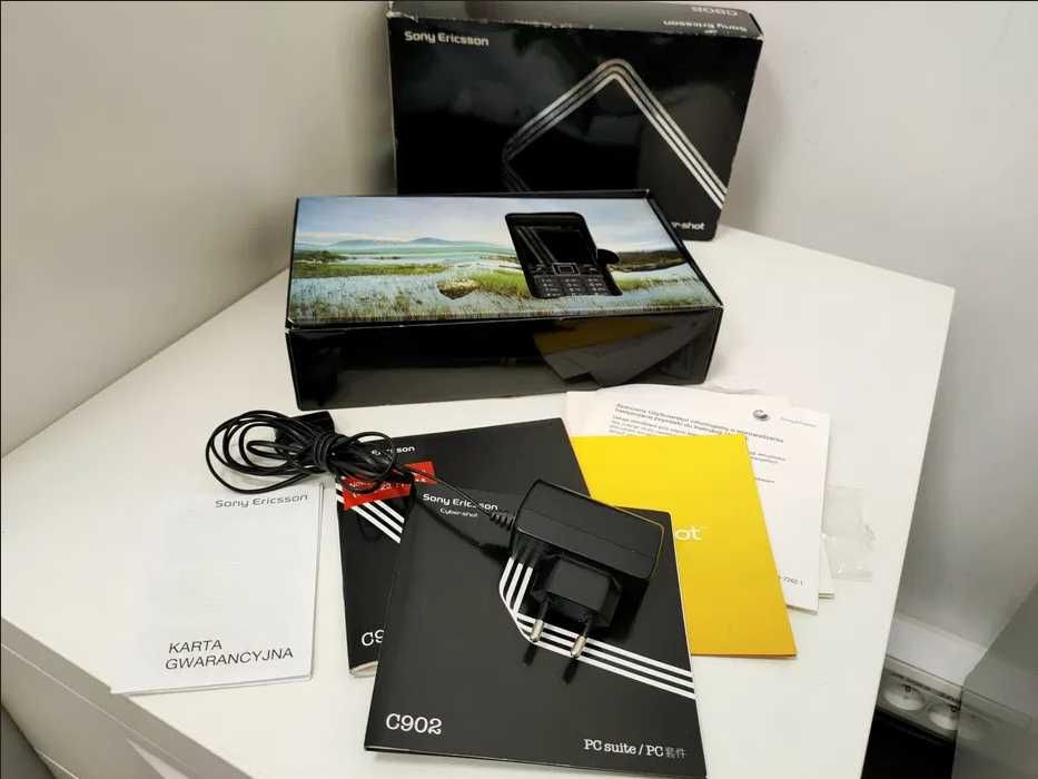 SONY - Eriksson ,,,  C- 902  Blac